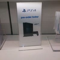 Photo taken at Sony Store by Enrique G. on 6/24/2013