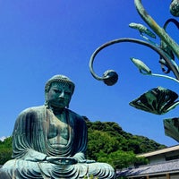 Photo taken at Great Buddha of Kamakura by Durio z. on 7/15/2018