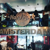 Photo taken at Hard Rock Cafe Amsterdam by Yigit E. on 8/6/2017