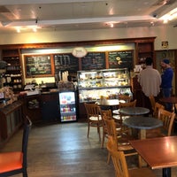 Photo taken at BeanGood: The Coffee Pub by Gordon W. on 11/15/2017