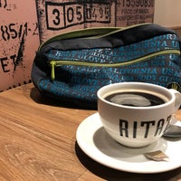 Photo taken at Caffè Ritazza by Puvadol L. on 8/27/2018