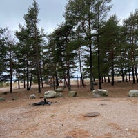 Photo taken at Kallahdenniemen uimaranta by Asko on 3/25/2023
