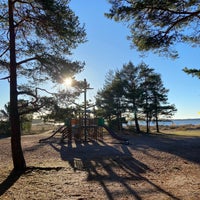 Photo taken at Kallahdenniemen uimaranta by Asko on 11/12/2022