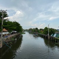 Photo taken at Bueng Phraya Floating Market by Siwapon L. on 5/23/2020