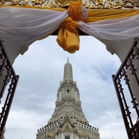 Photo taken at Wat Arun Rajwararam by Siwapon L. on 6/8/2019