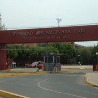 4/25/2013にANTONIO T.がUniversidad Iberoamericanaで撮った写真