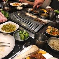 Снимок сделан в Hoban Korean BBQ пользователем Katie M. 6/17/2018