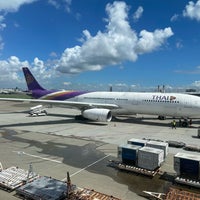 Photo taken at Gate 143 by Jiro Y. on 8/24/2023