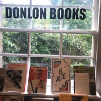 Photo taken at Donlon Books by Miwa N. on 5/6/2017