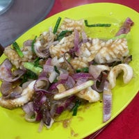 Kedai Makanan Rasa Lain 味不同海鲜坊 Ipoh Perak