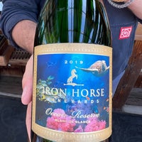 Foto scattata a Iron Horse Vineyards da Jai L. il 7/5/2023