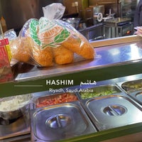Photo taken at Hashim Restaurant by N O O R 🕊️ on 12/13/2022