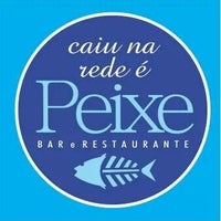 Photo taken at Caiu na rede é peixe by Alessandro D. on 5/15/2014