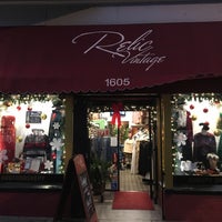 Photo taken at Relic Vintage by Mark L. on 12/31/2016
