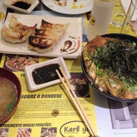Photo taken at Karê ya Restaurante Japonês by Anivandro B. on 5/8/2013