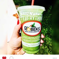 Photo taken at Robeks Fresh Juices &amp;amp; Smoothies by Sandra L. on 7/4/2015