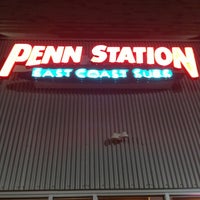 1/11/2013 tarihinde Julian K.ziyaretçi tarafından Penn Station East Coast Subs'de çekilen fotoğraf
