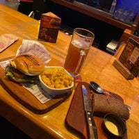 Photo taken at Outback Steakhouse by Kaueh S. on 6/16/2022