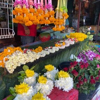 Photo taken at Bang Na Intersection Market by Pahn💛 . on 3/26/2020