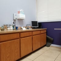 Photo taken at Dr. Domotor&amp;#39;s Animal House Veterinary Hospital by Chris A. on 5/8/2018