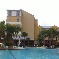 รูปภาพถ่ายที่ Fairfield Inn &amp;amp; Suites by Marriott Orlando at SeaWorld โดย J P. เมื่อ 12/26/2012