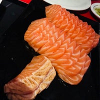 Das Foto wurde bei Himitsu Culinária Japonesa von Eugenio D. am 7/25/2018 aufgenommen