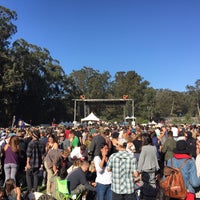 Photo taken at Hardly Strictly Bluegrass by Luis B. on 10/4/2015