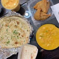 Снимок сделан в Saffron Indian Cuisine пользователем Jackie S. 3/31/2019