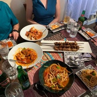 6/22/2019 tarihinde Alex💨 R.ziyaretçi tarafından Dolan Uyghur Restaurant'de çekilen fotoğraf