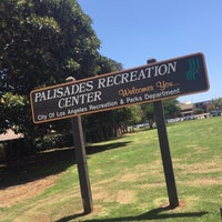 Photo taken at Palisades Recreation Center by Alex💨 R. on 6/30/2018