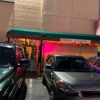 Photo taken at Panda Gourmet by Alex💨 R. on 12/24/2019