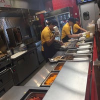 Photo taken at The Halal Guys by Alex💨 R. on 8/23/2017