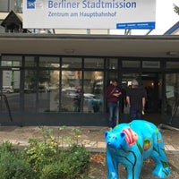 10/7/2017 tarihinde ☀️ Daggerziyaretçi tarafından Berliner Stadtmission'de çekilen fotoğraf