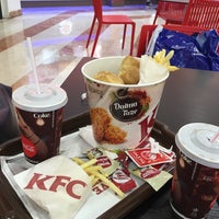 Photo taken at KFC by Kübra L. on 9/9/2016