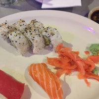 Foto tirada no(a) Tokyo Sushi Restaurant por D em 7/3/2017