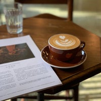 Foto tirada no(a) Soloist Coffee Co. por Isabel T. em 10/20/2020
