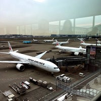 Photo taken at JAL Sakura Lounge SKY VIEW by 亜米利加 on 4/3/2024