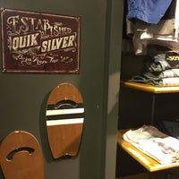 Photo taken at Quiksilver by セルゲイ on 5/10/2016