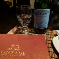 12/19/2018にTucker H.がVintage Restaurant and Loungeで撮った写真