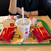 Photo taken at McDonald&amp;#39;s by 井之頭 五. on 10/10/2023