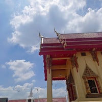 Photo taken at Wat Siri Kamalawat (Wat Mai Sena) by ปรินทร์ อ. on 6/3/2023