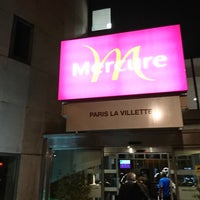 Photo taken at Hôtel Mercure Paris La Villette by NOIR on 10/13/2017