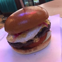 Photo taken at Roadster California Burger by W R. on 12/10/2016