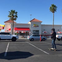 Photo taken at In-N-Out Burger by Harvey C. on 5/14/2020