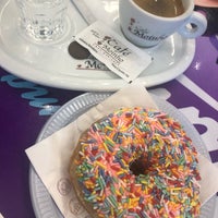 Photo taken at Mister Donuts by Renan e A. on 10/3/2019