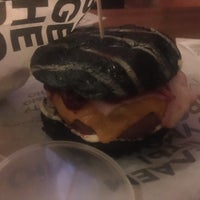 Photo taken at Burger Heroes by gigabass on 8/27/2019
