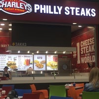 Foto diambil di Charleys Philly Steaks oleh gigabass pada 6/7/2018