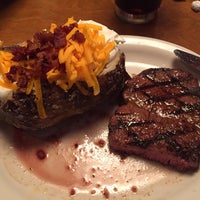 Photo taken at Texas Roadhouse by Jill A. on 11/28/2015