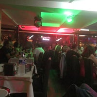 Снимок сделан в Samare Restaurant пользователем Oğuz B. 9/29/2018