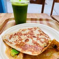 Photo taken at Brooklyn Crepe &amp;amp; Juice by Ashley L. on 8/18/2021